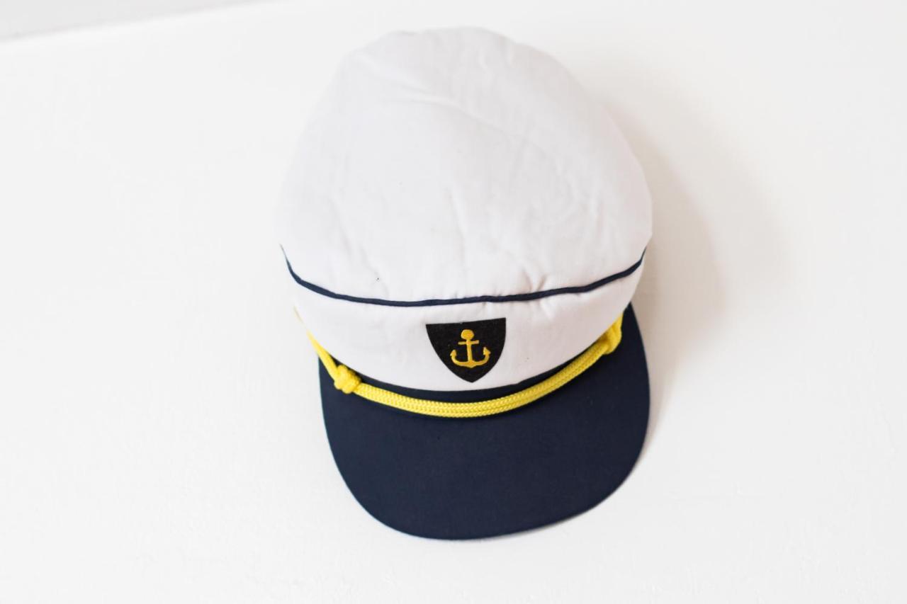 Captain Elias House Foinikion Luaran gambar